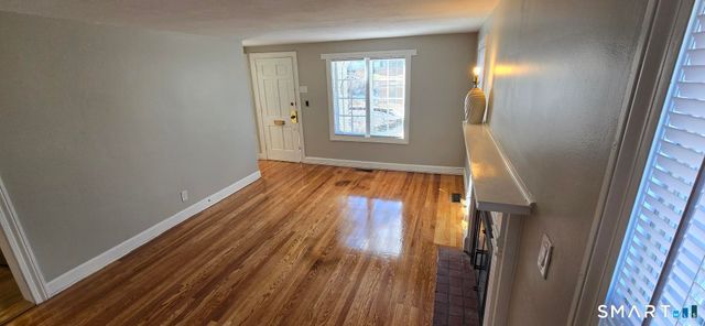 86 Vibberts Avenue, New Britain, CT 06051