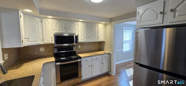 86 Vibberts Avenue, New Britain, CT 06051