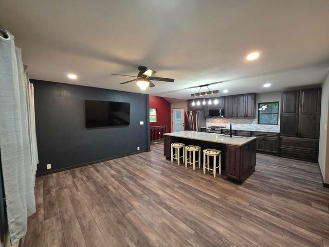 205 Marie Avenue, Elk Run, IA 50707