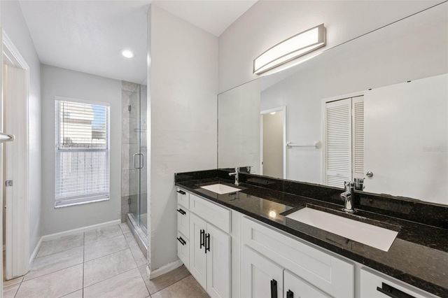 3861 BENTFORD COURT, Orlando, FL 32817