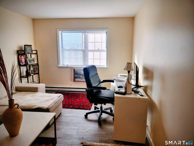 91 4th Street APT 7, Ansonia, CT 06401