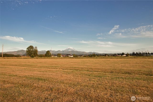 212 XX SE 448th Street, Enumclaw, WA 98022