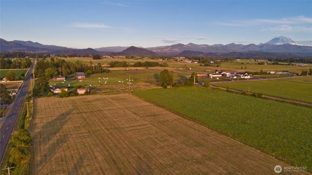 212 XX SE 448th Street, Enumclaw, WA 98022
