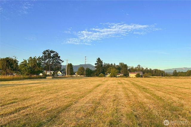 212 XX SE 448th Street, Enumclaw, WA 98022