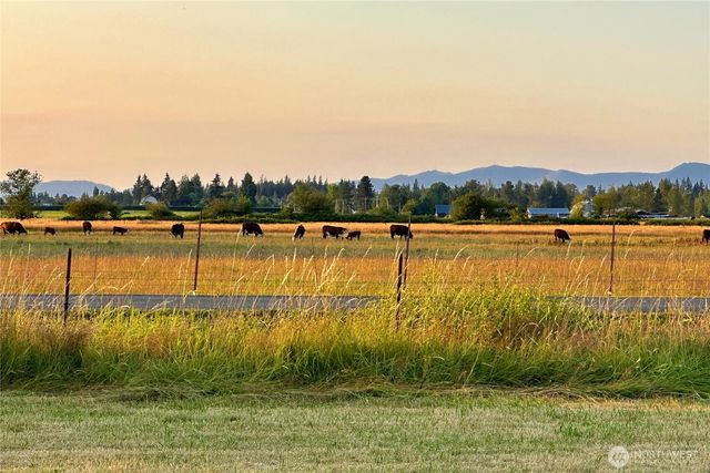 212 XX SE 448th Street, Enumclaw, WA 98022