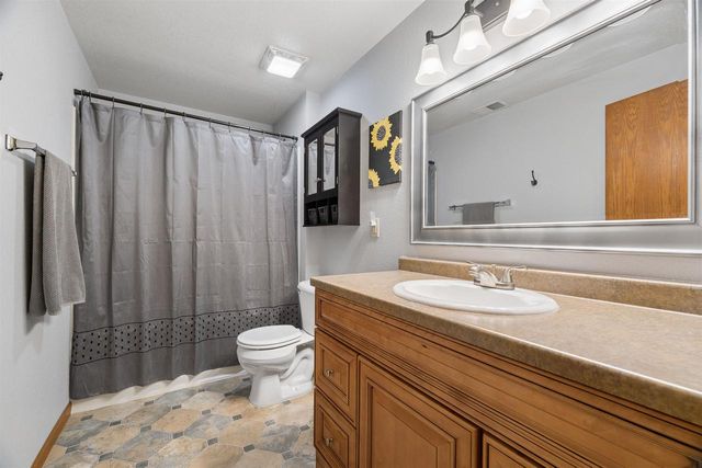 1413 BOWEN STREET, Oshkosh, WI 54901