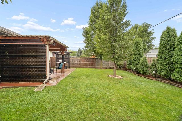 1413 BOWEN STREET, Oshkosh, WI 54901