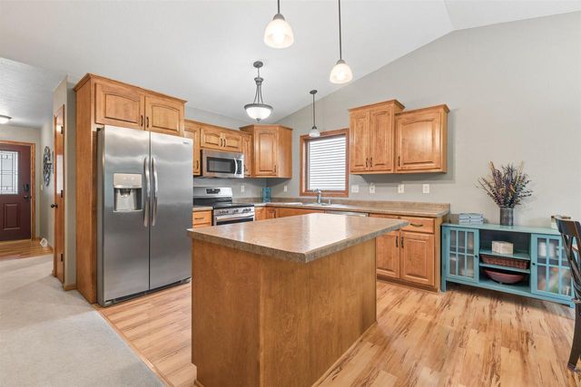 1413 BOWEN STREET, Oshkosh, WI 54901