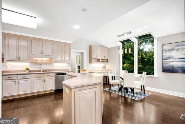4373 Dunmore Road NE, Marietta, GA 30068