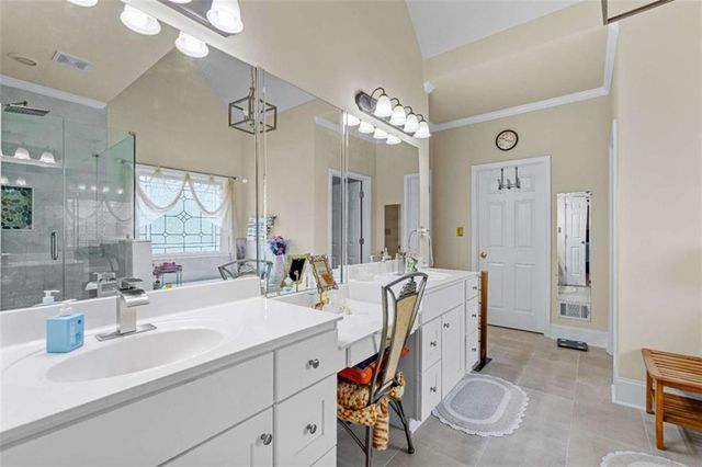 7881 Gable Drive, Douglasville, GA 30135