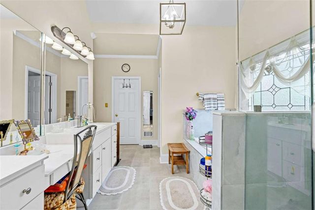 7881 Gable Drive, Douglasville, GA 30135