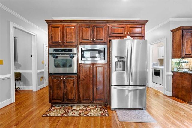 7881 Gable Drive, Douglasville, GA 30135