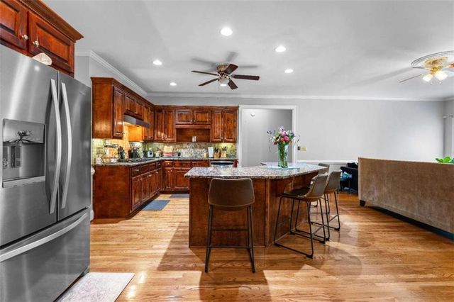 7881 Gable Drive, Douglasville, GA 30135