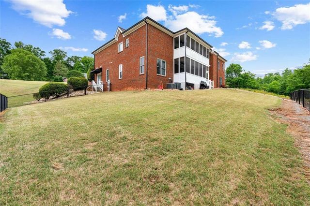 7881 Gable Drive, Douglasville, GA 30135