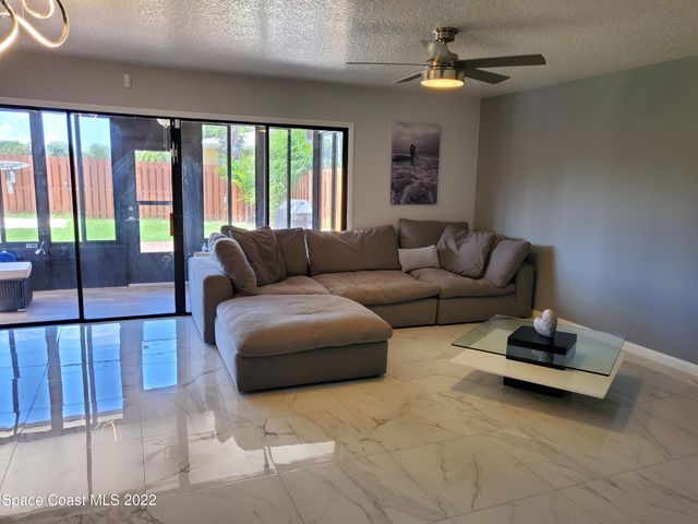 10 Bogart Place, Merritt Island, FL 32953