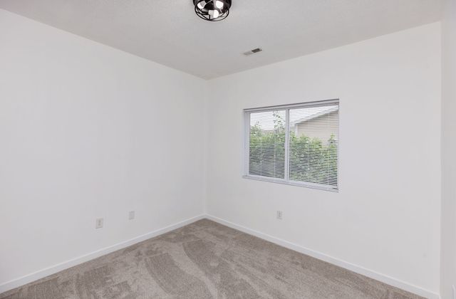 1210 NE 6th Lane I14, Ankeny, IA 50021