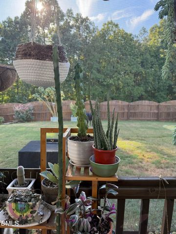 404 Atwood Drive, Holly Springs, NC 27540