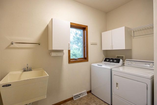 N7914 CREEKSIDE DRIVE, Sherwood, WI 54169