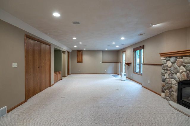 N7914 CREEKSIDE DRIVE, Sherwood, WI 54169