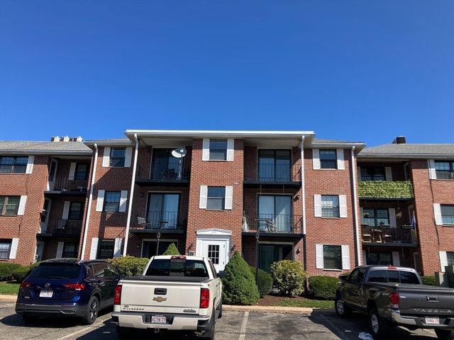 360 Neponset St. 605, Canton, MA 02021