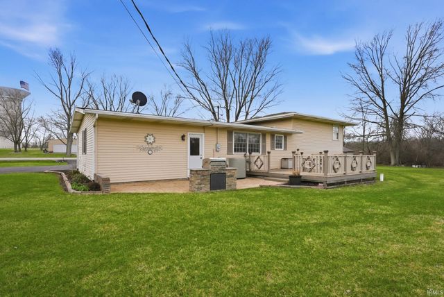 9927 Portage Road, Roanoke, IN 46783