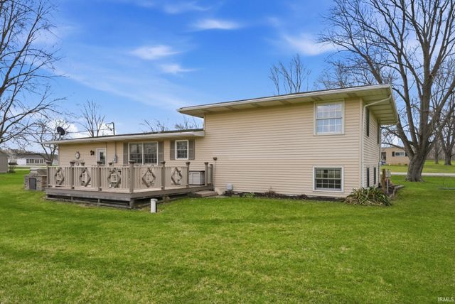 9927 Portage Road, Roanoke, IN 46783