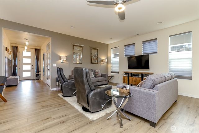 17913 150th Street E, Bonney Lake, WA 98391
