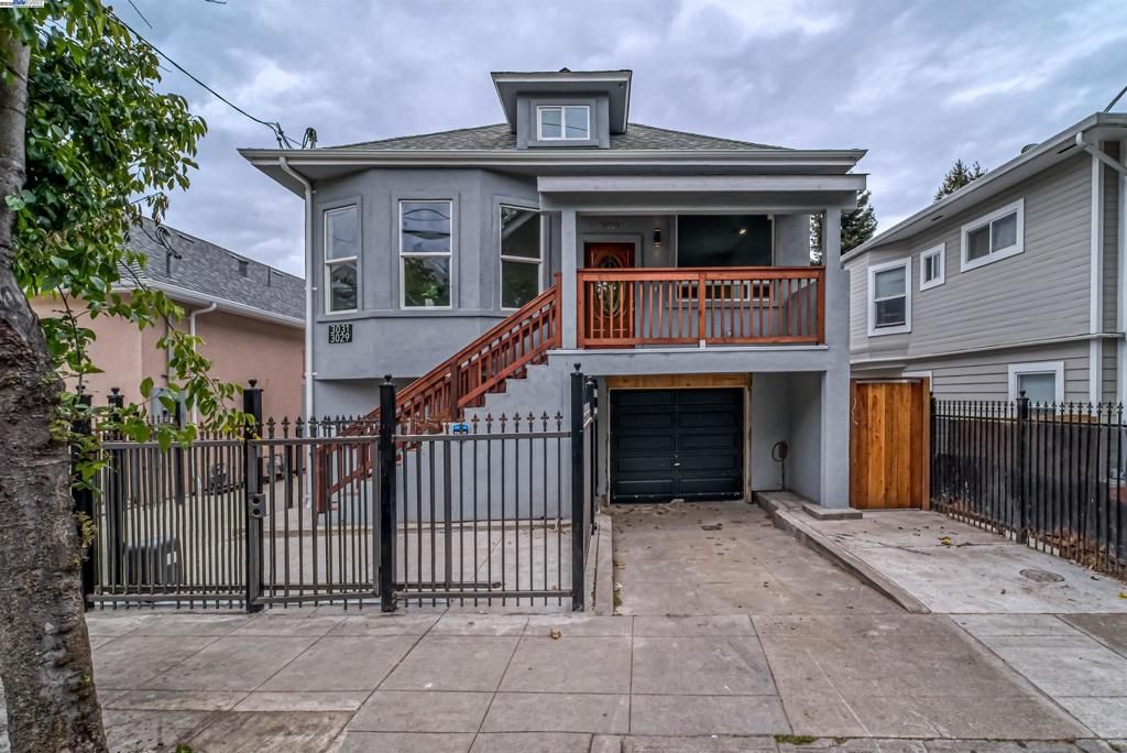 3031 Logan St, Oakland, CA 94601