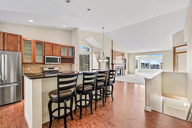 4024 Tom Morris Drive NE, Belmont, MI 49306