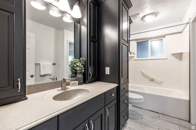 347 S MOUNTAIN RD, Fruit Heights, UT 84037