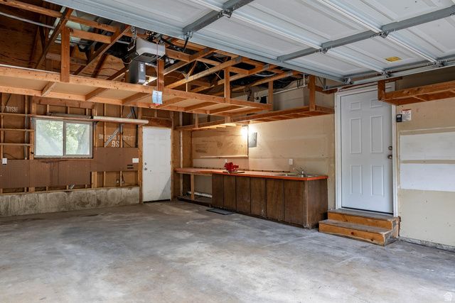 347 S MOUNTAIN RD, Fruit Heights, UT 84037