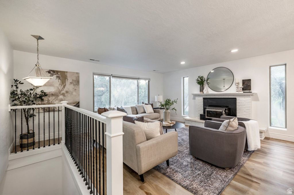 347 S MOUNTAIN RD, Fruit Heights, UT 84037 — photo 5