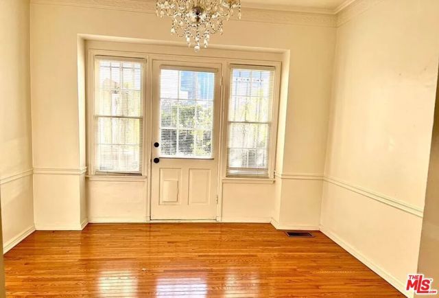 10817 Lindbrook Drive, Los Angeles, CA 90024