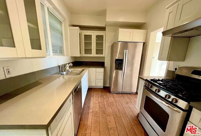 10817 Lindbrook Drive, Los Angeles, CA 90024