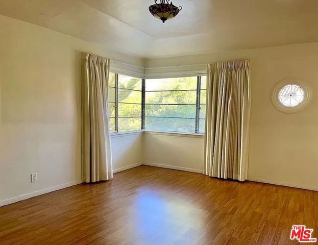 10817 Lindbrook Drive, Los Angeles, CA 90024