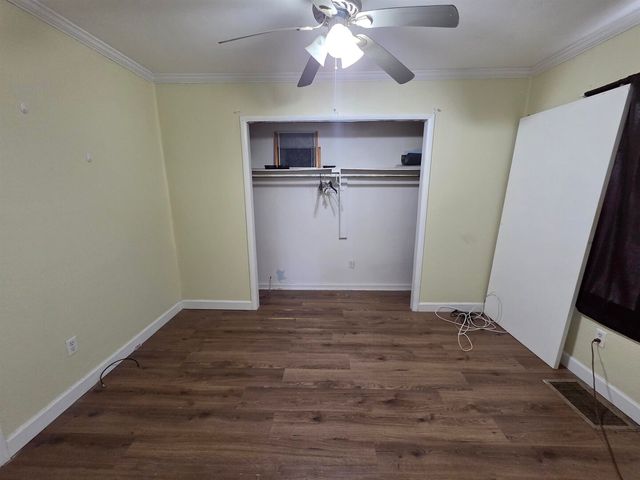 710 S Main Street, Harrisburg, IL 62946