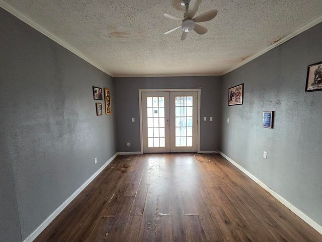 710 S Main Street, Harrisburg, IL 62946