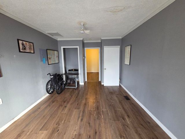 710 S Main Street, Harrisburg, IL 62946