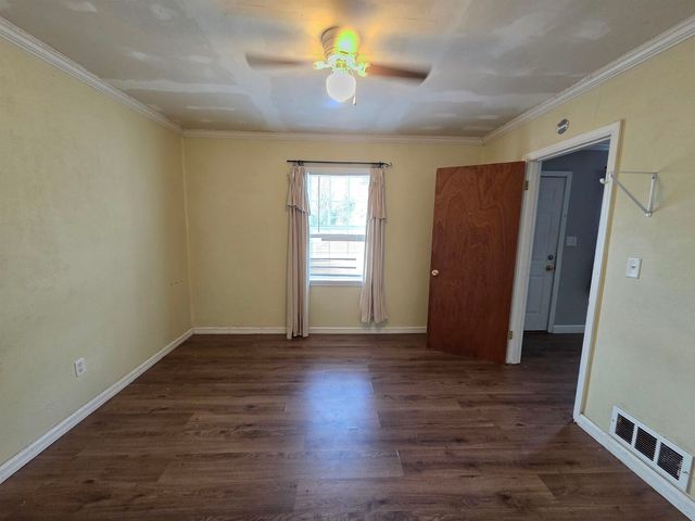 710 S Main Street, Harrisburg, IL 62946