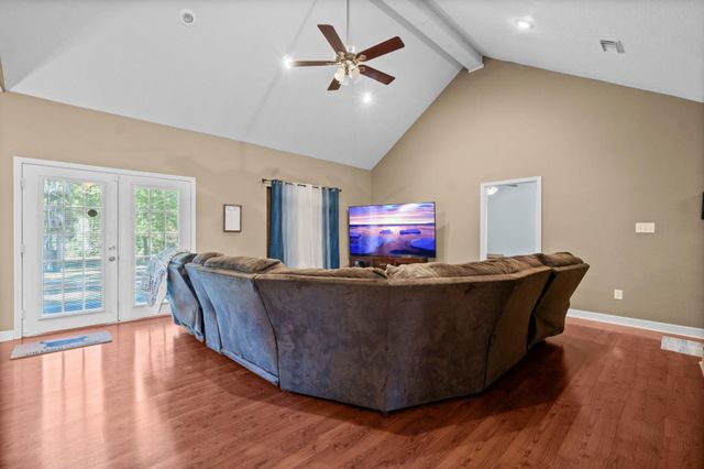 130 Country Charm, Livingston, TX 77351