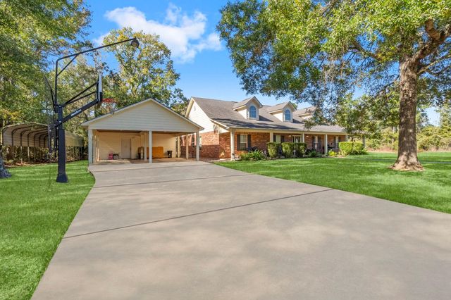 130 Country Charm, Livingston, TX 77351