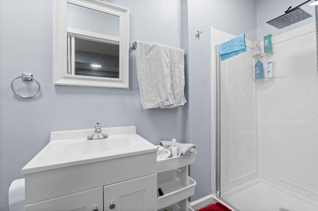 130 Country Charm, Livingston, TX 77351