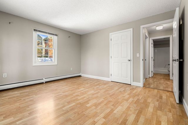 7 Saint James Pl Apt 724, Nashua, NH 03062