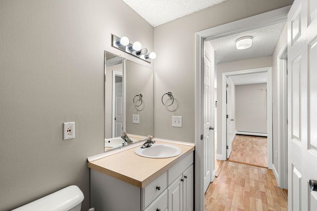 7 Saint James Pl Apt 724, Nashua, NH 03062