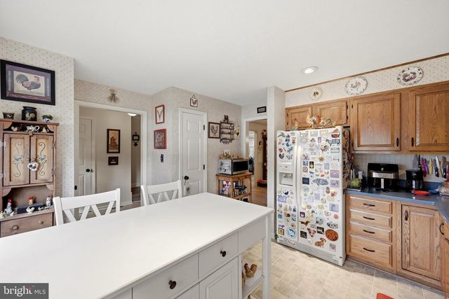 2104 STONELEIGH DR, Winchester, VA 22601