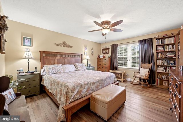 2104 STONELEIGH DR, Winchester, VA 22601