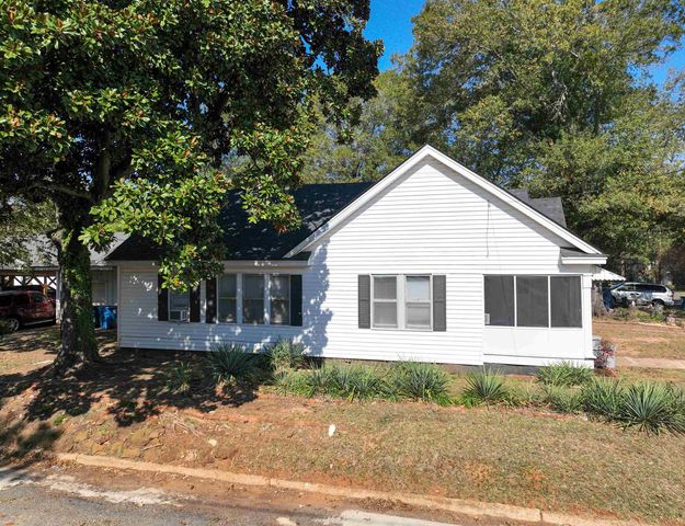 1101 N Fulton, Marshall, TX 75670