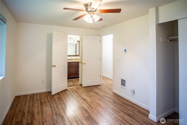 19139 Rosemary St SW, Rochester, WA 98579