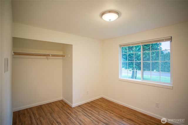 19139 Rosemary St SW, Rochester, WA 98579