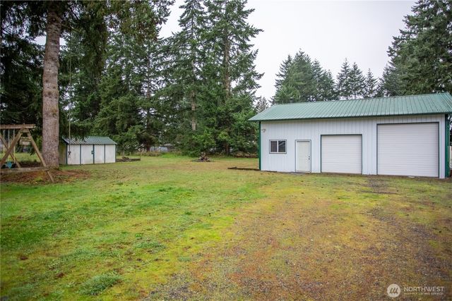 19139 Rosemary St SW, Rochester, WA 98579